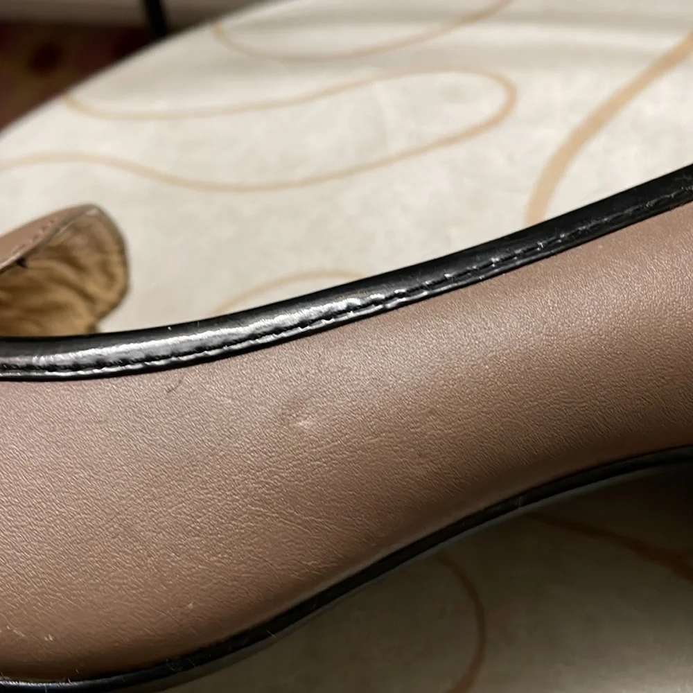 Joan & David Taupe & Black Leather/Patent Pumps - Picture 6 of 8